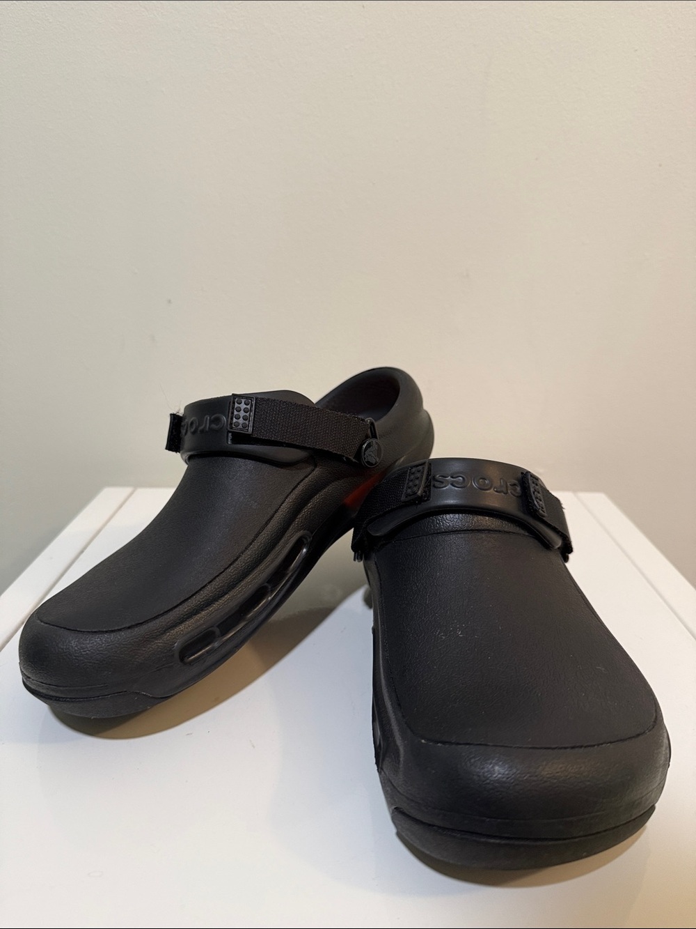 CROCS Unisex Bistro Pro Work LiteRide Clog Mens 6 Womens 8